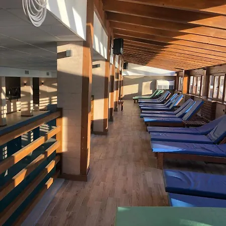 Adut Kop. Apartamento *