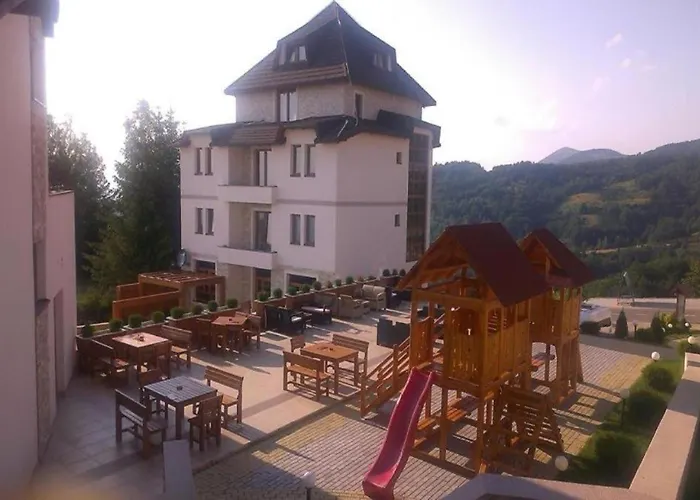 아파트 Adut Kop. *